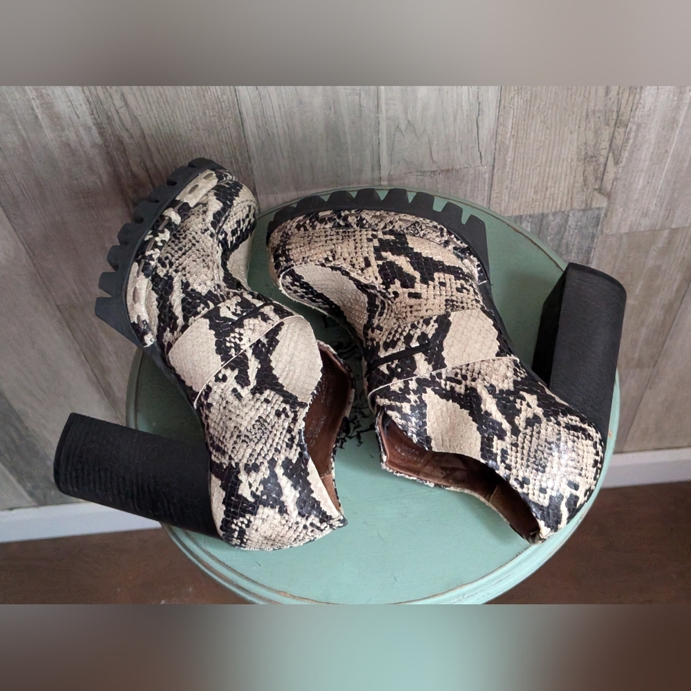 A.S.98 Platform Booties - Picture 7 of 15